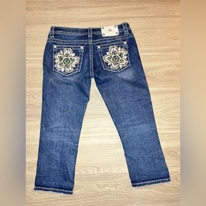 Miss Me Boho Embroidered Cropped Jeans Low Rise Y2K Festival Style Women's Sz 28
